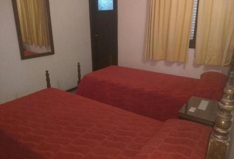 스탠다드 룸, Emperatriz Hotel Familiar