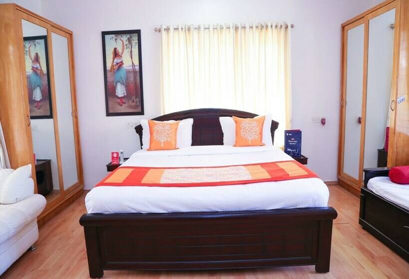 Standart Oda, Oyo Apartments Near Balaji Colony