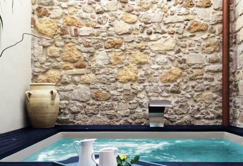 سوییت لوکس, Cinquesuites Ortigia