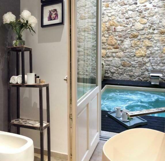سوییت لوکس, Cinquesuites Ortigia
