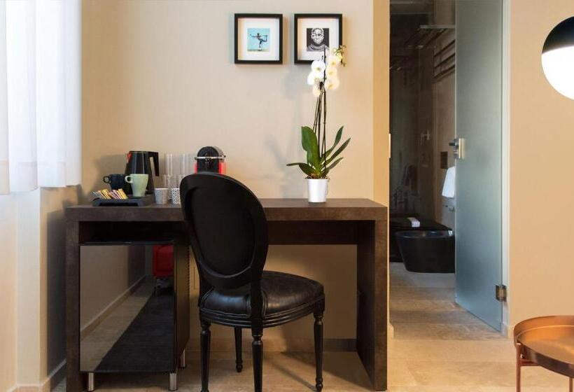 سوییت جونیور لوکس, Cinquesuites Ortigia