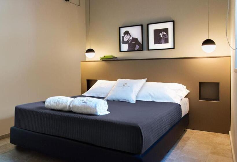 سوییت لوکس, Cinquesuites Ortigia