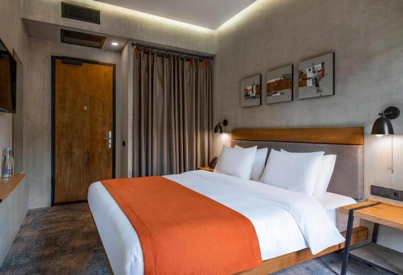 اتاق استاندارد با تخت بزرگ, Iota Hotel Tbilisi