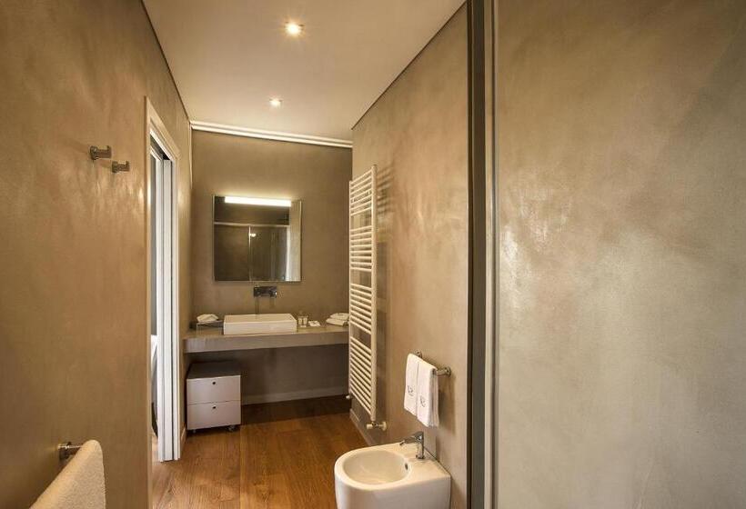 Номер Стандарт с Балконом, Relais Villa Del Borgo