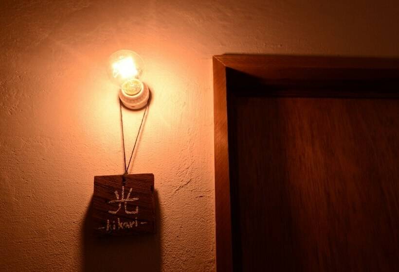 Номер Стандарт, Taketa Ekimae Hostel Cue