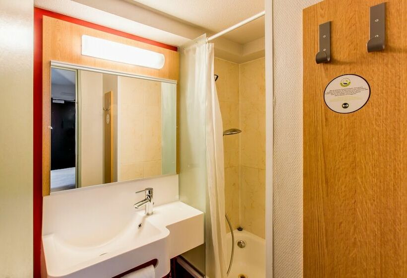 Четырехместный Номер Стандарт, B&b Hotel Agen