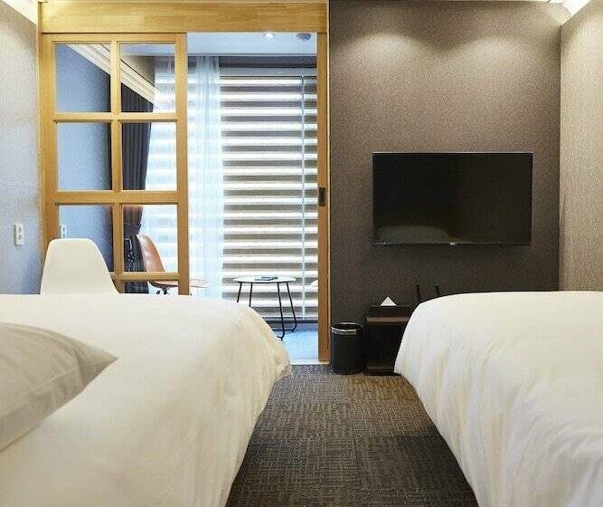 اتاق لوکس, Royal Square Hotel Seoul