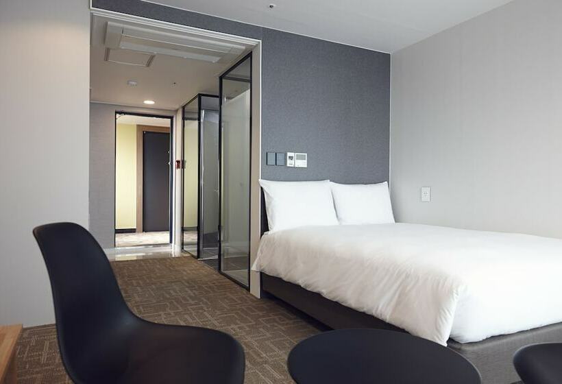اتاق سوپریور, Royal Square Hotel Seoul