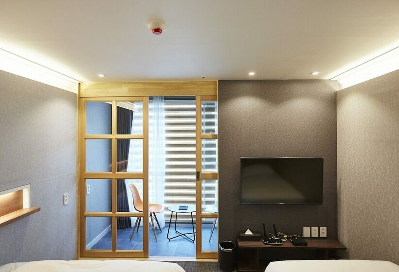 اتاق لوکس, Royal Square Hotel Seoul