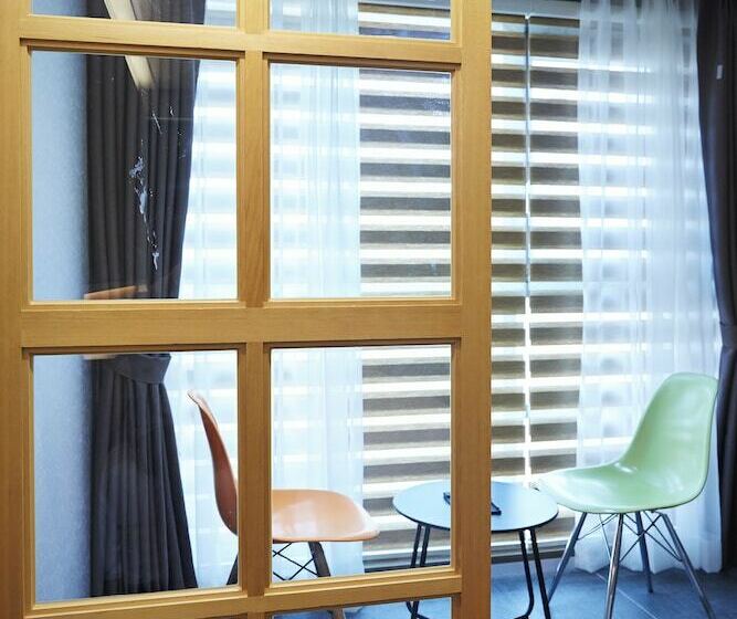 اتاق لوکس, Royal Square Hotel Seoul