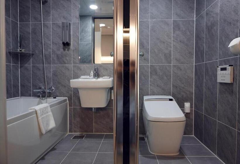 اتاق لوکس, Royal Square Hotel Seoul