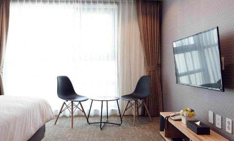 اتاق سوپریور, Royal Square Hotel Seoul