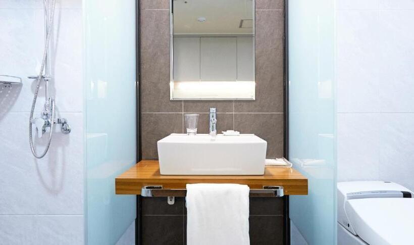 اتاق سوپریور, Royal Square Hotel Seoul