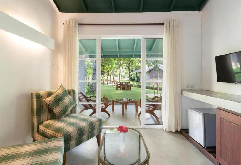 Standard Bungalow 2 Bedrooms 2 Bedrooms Lake View, The Farm Resorts
