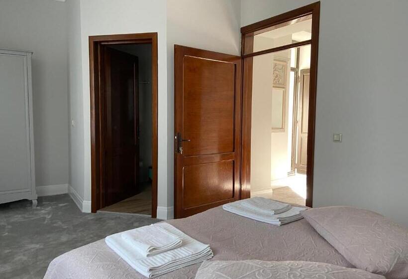 سوییت خانوادگی, Maisonette Apartments