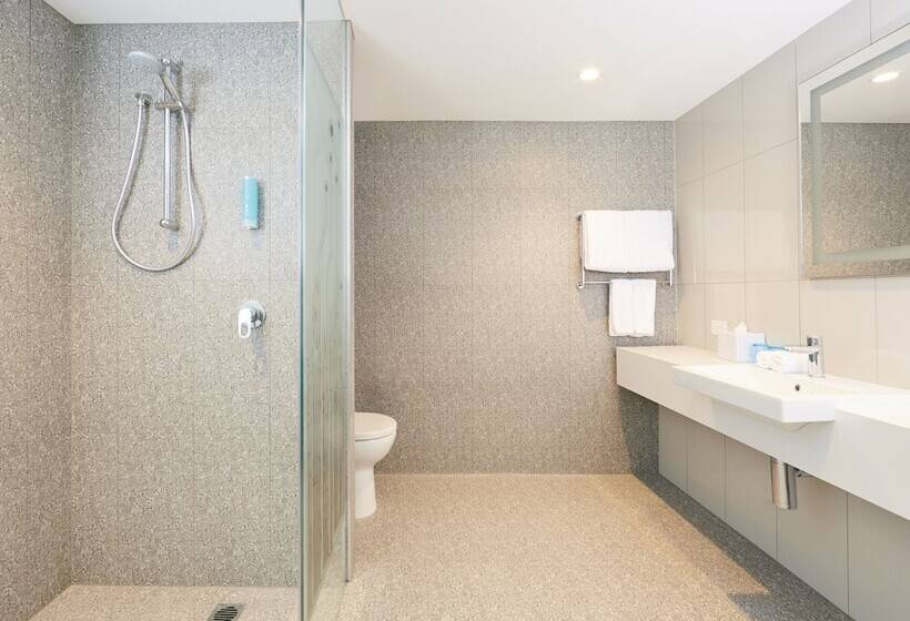 스탠다드 룸, Holiday Inn Express Adelaide City Centre, An Ihg