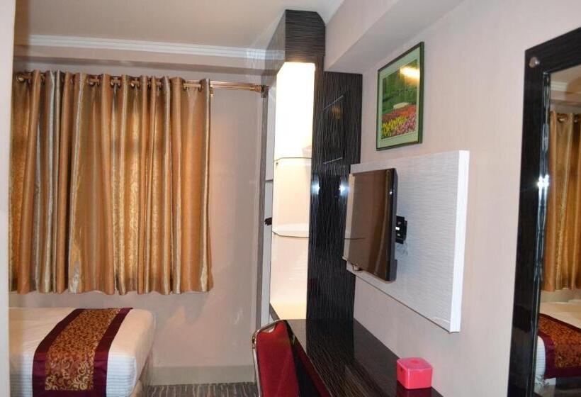 Номер Deluxe, Puncak Budget