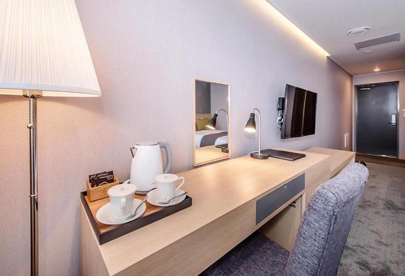 Номер Deluxe, Shalom Jeju