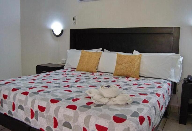 חדר סטנדרט עם מיטת קינג, Del Alba Inn & Suites