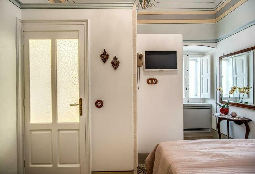Номер Стандарт, Palazzo Stunis  Dimora Di Charme