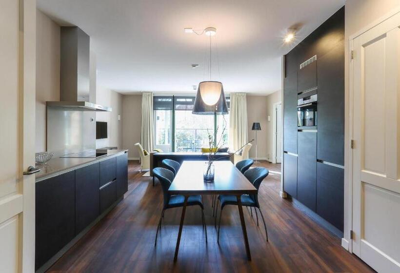 Апартаменты 2 Спальни, Mezger Lodges