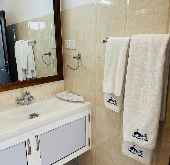 اتاق لوکس با بالکن و چشم‌انداز دریا, Mirissa Gate Resort