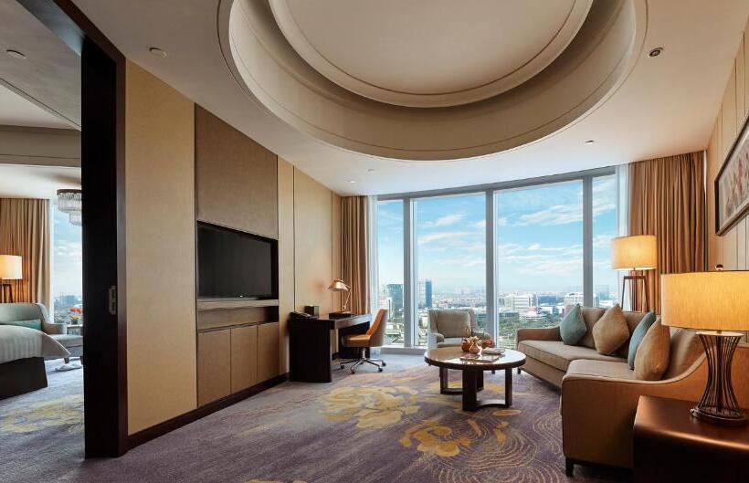 Номер Executive Кровать Кинг, Shangri La Yiwu   Close To Yiwu International Trade Market