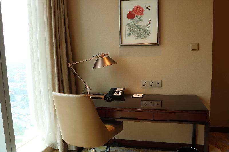 Номер Deluxe, Shangri La Yiwu   Close To Yiwu International Trade Market