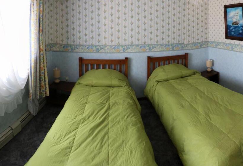 标准间, Sandy Point B&b