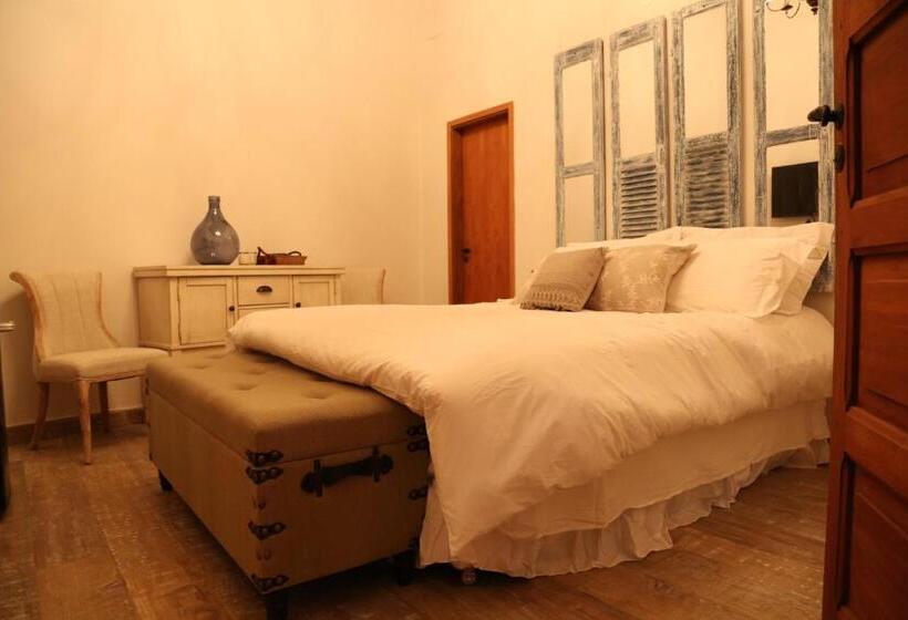 سوییت سوپریور, Casa Sucre