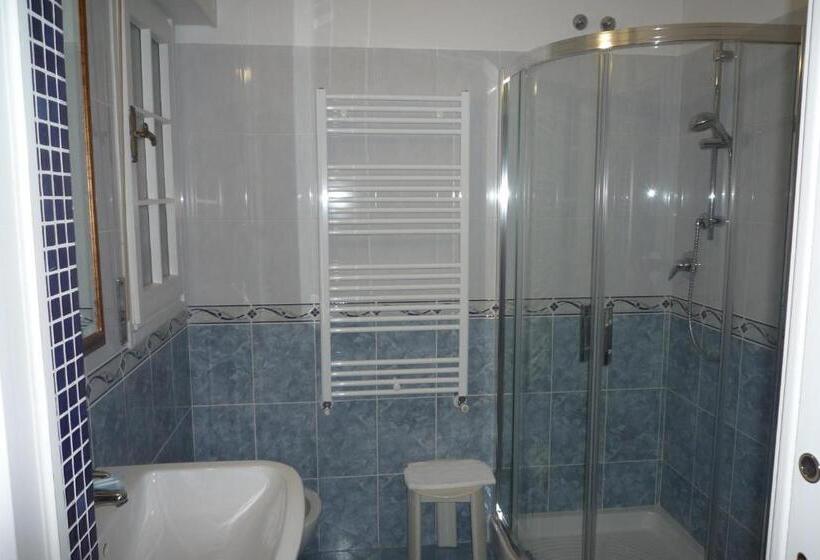 Номер Комфорт, Villa Pina