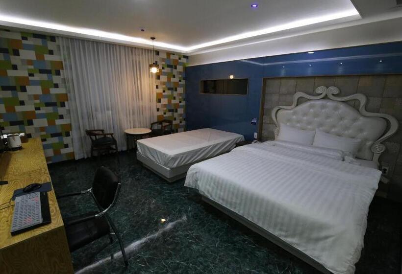اتاق استاندارد, Inca Motel