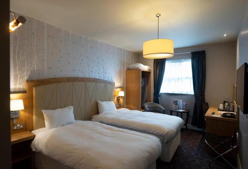 اتاق استاندارد برای معلولان, Sandford House Hotel Wetherspoon