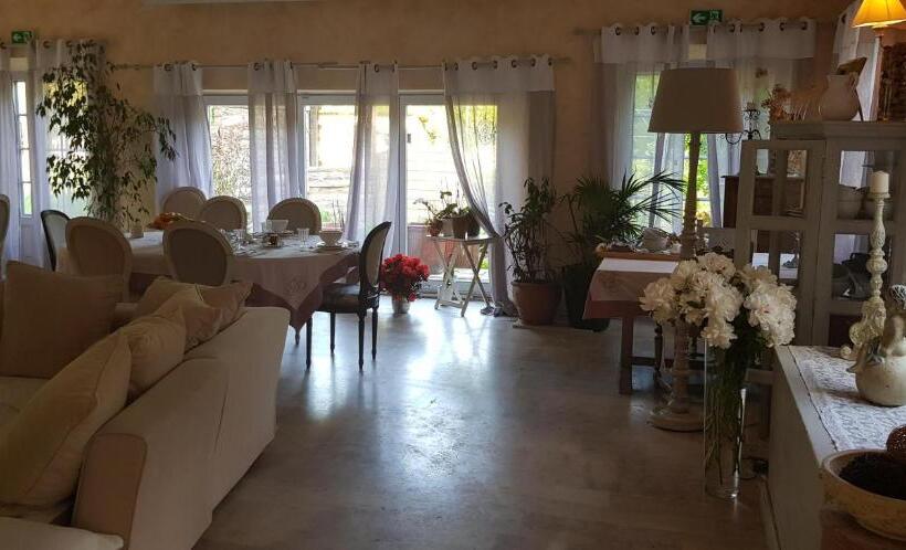 Трехместный Номер Комфорт, Le Jardin De Saint Jean