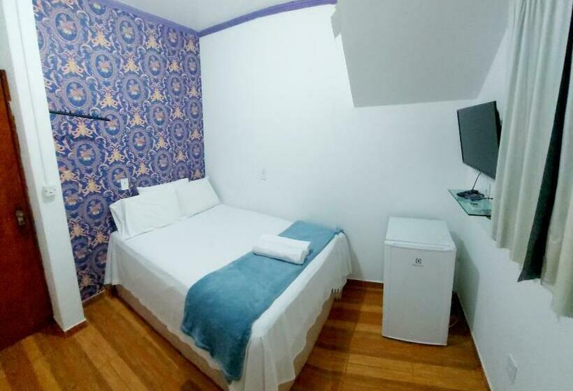 Standard Room, Solo Nunes