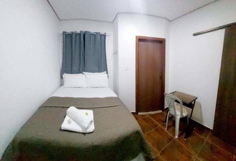 Superior Room, Solo Nunes