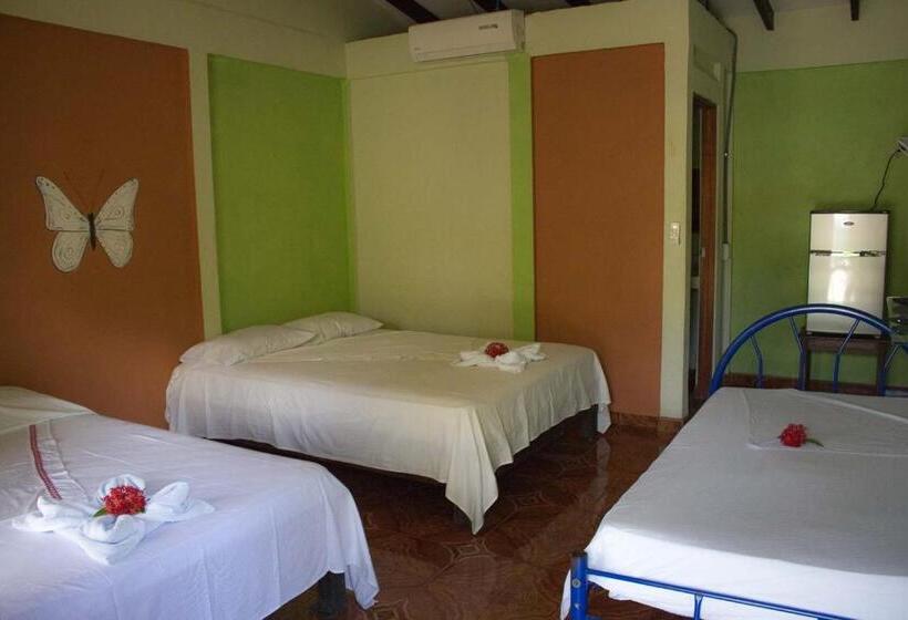 Quarto Quádruplo Estandar, Cabinas Bahía Uvita   Marino Ballena National Park Lodge