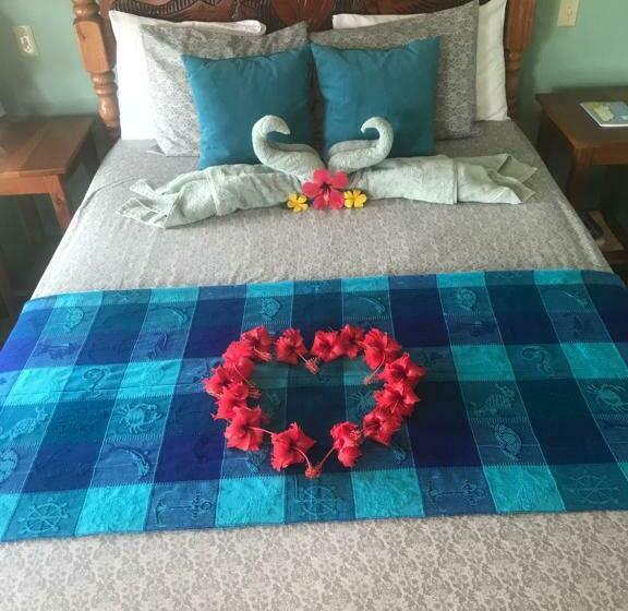 بانگلوی استاندارد, Tilt Ta Dock Resort Belize