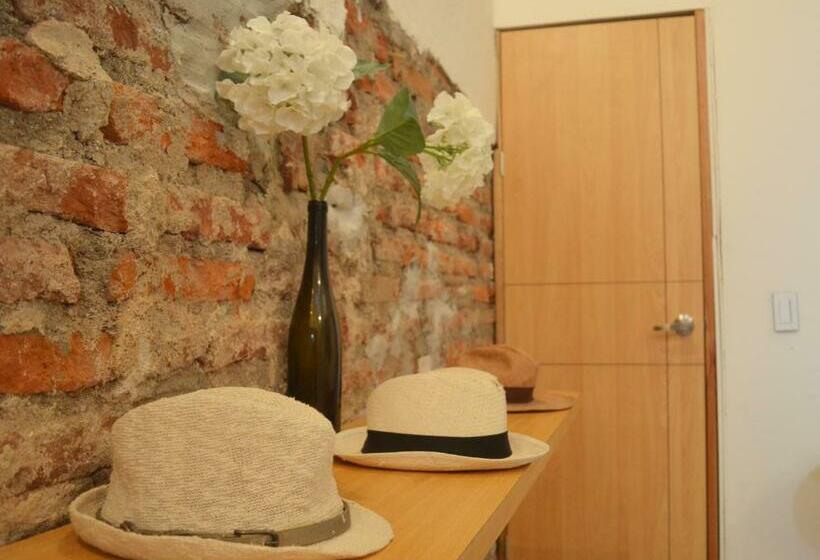 تختخواب در اتاق مشترک, Casa La Bella Samaria Boutique