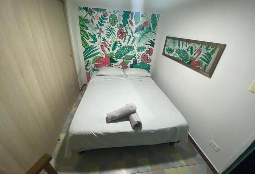 اتاق استاندارد با سرویس بهداشتی مشترک, Casa La Bella Samaria Boutique