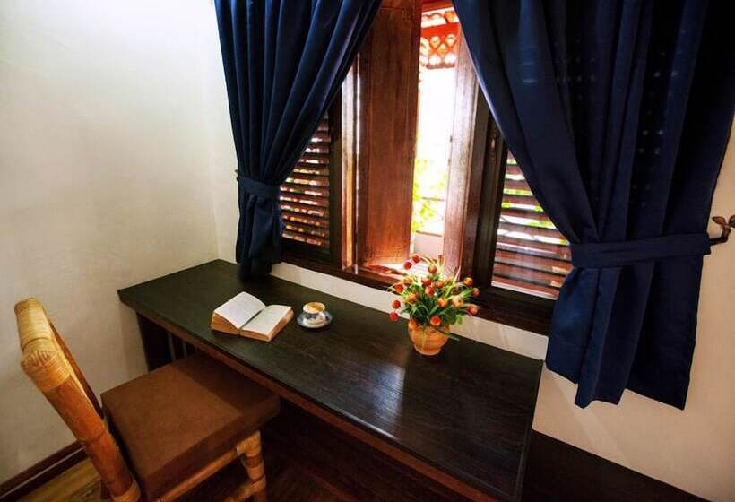 اتاق خانوادگی, House Of My Eternal Love   Kulai Homestay