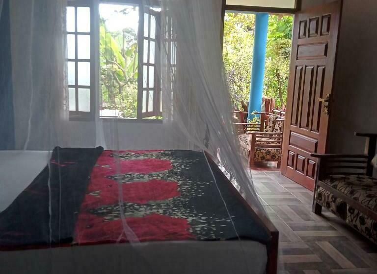 Quarto Deluxe, The Horizon Root Inn