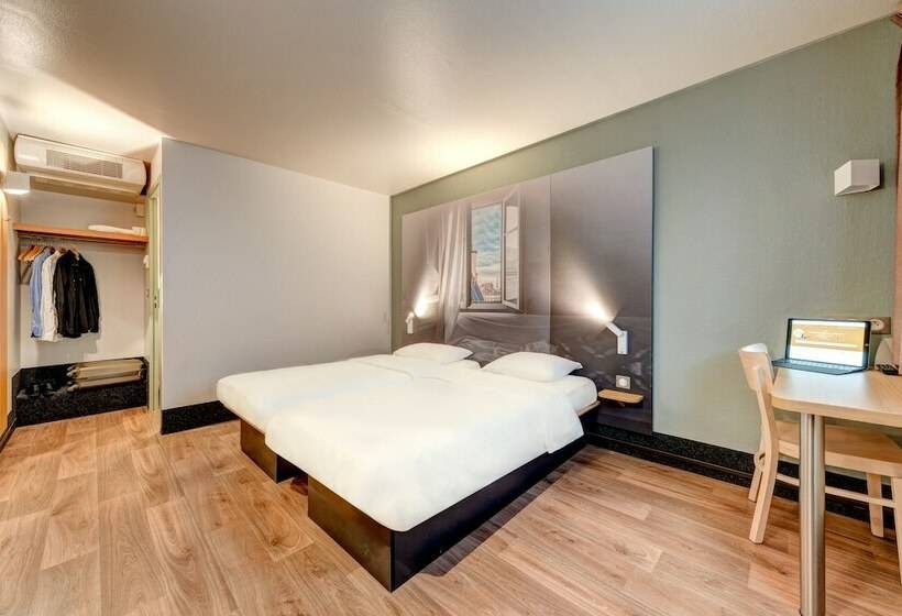 Номер Стандарт, B&b Hotel Louveciennes