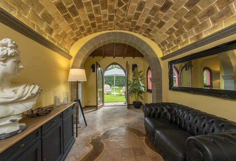 سوییت لوکس, Relais Santa Caterina