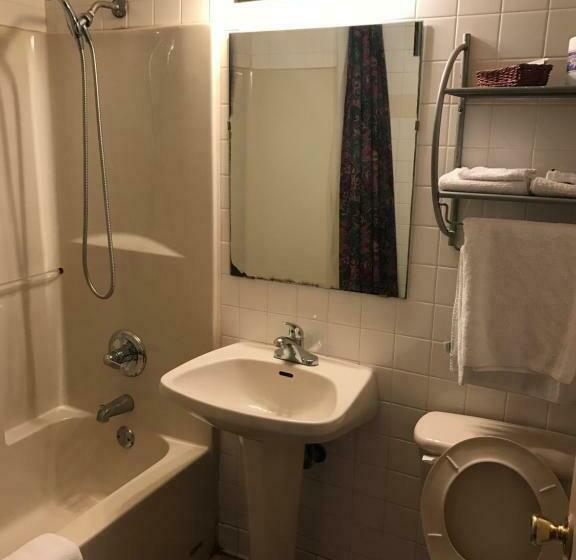Стандартный Номер Кровать Кинг, Hwy Express Inn & Suites