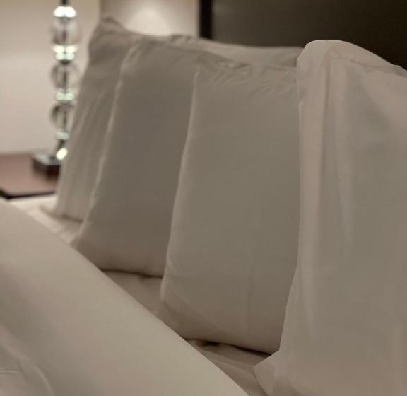 اتاق استاندارد, Chateau Suites
