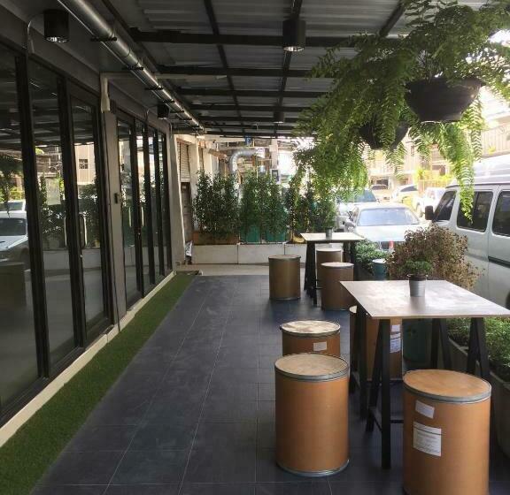 استودیوی استاندارد, Loft 21 Apartment Romklao