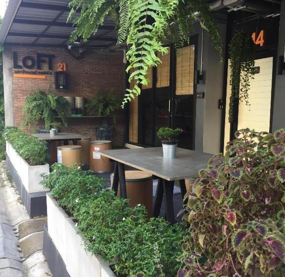 استودیوی استاندارد, Loft 21 Apartment Romklao