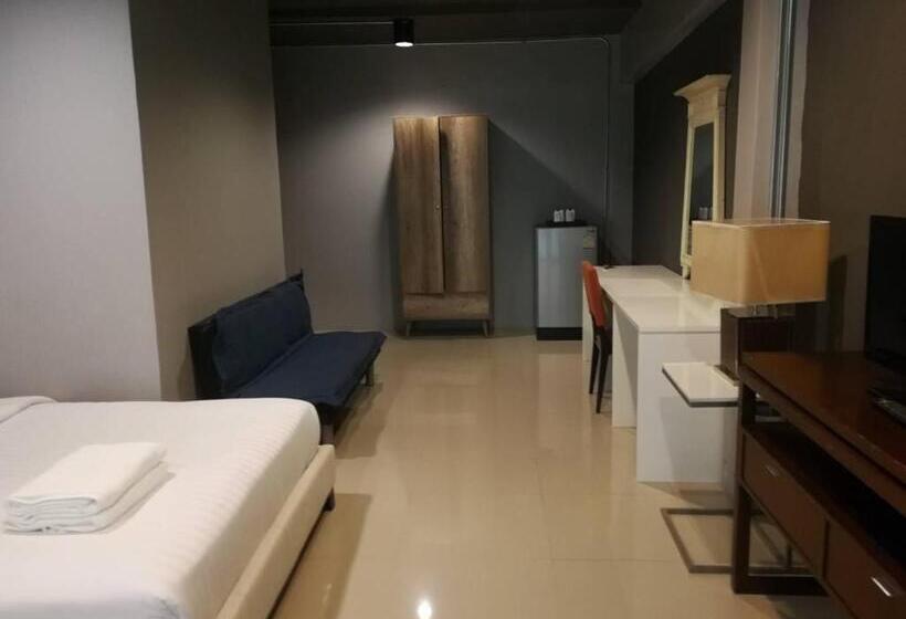 اتاق لوکس, Loft 21 Apartment Romklao