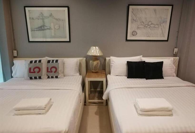 اتاق لوکس, Loft 21 Apartment Romklao